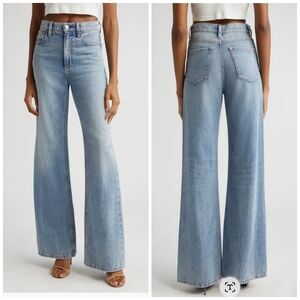 Alice + Olivia Weezy Wide Leg Jeans in Sadie Light Vintage Blue, Size 30